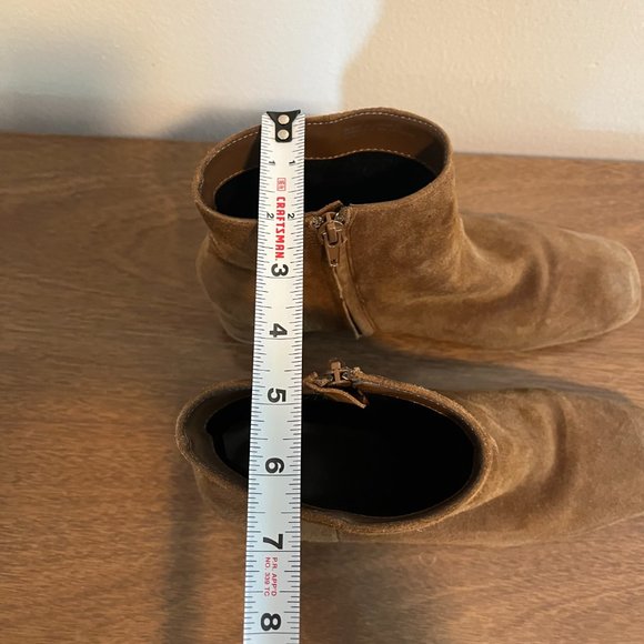 UO Elle Suede Ankle Boot - Picture 8 of 11